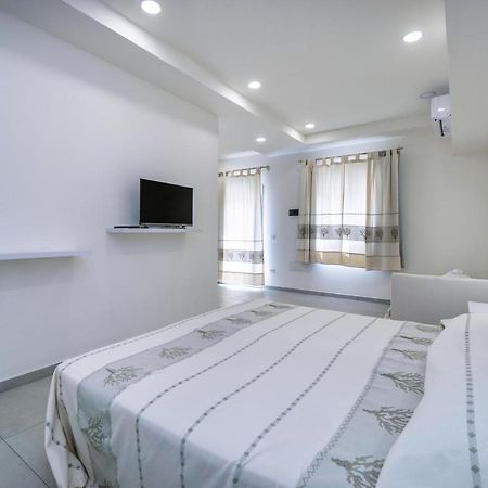 Aldo Moro Rooms Ольбія Екстер'єр фото